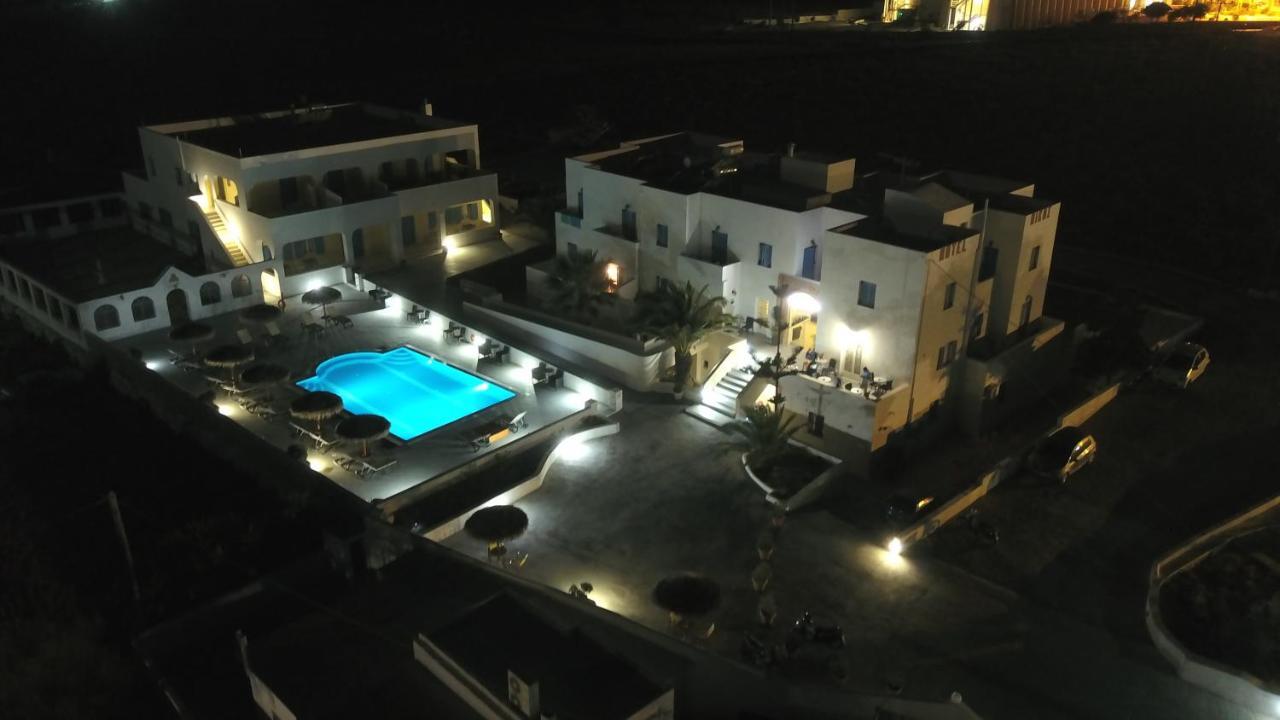 Nikos Hotel Картерадос Екстер'єр фото