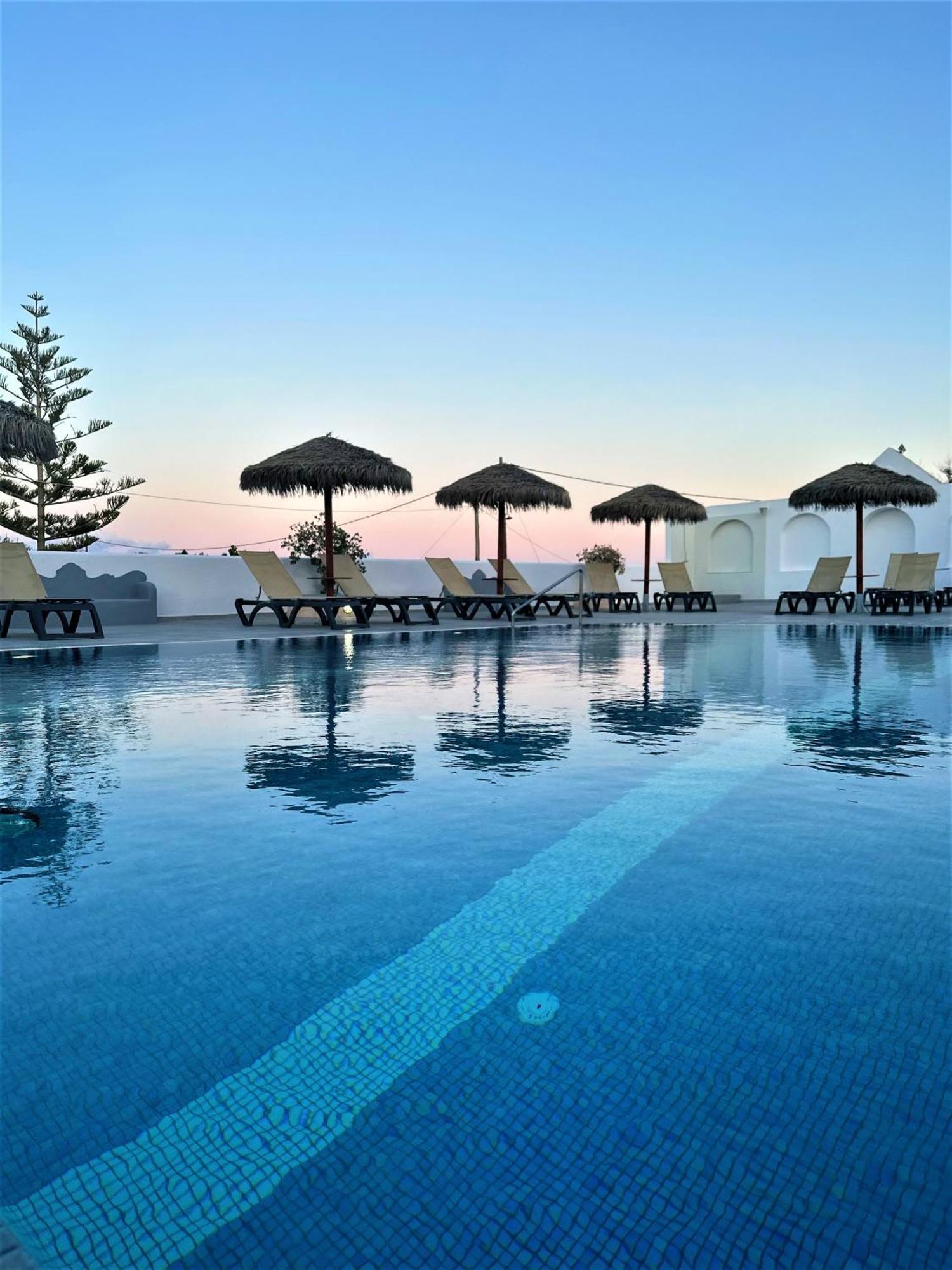 Nikos Hotel Картерадос Екстер'єр фото